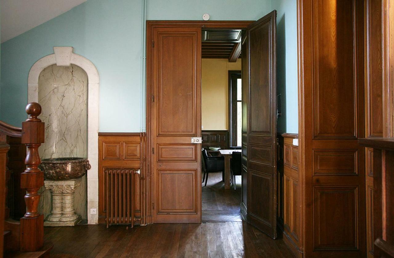 Chateau Breduriere Moutiers-sur-le-Lay Extérieur photo