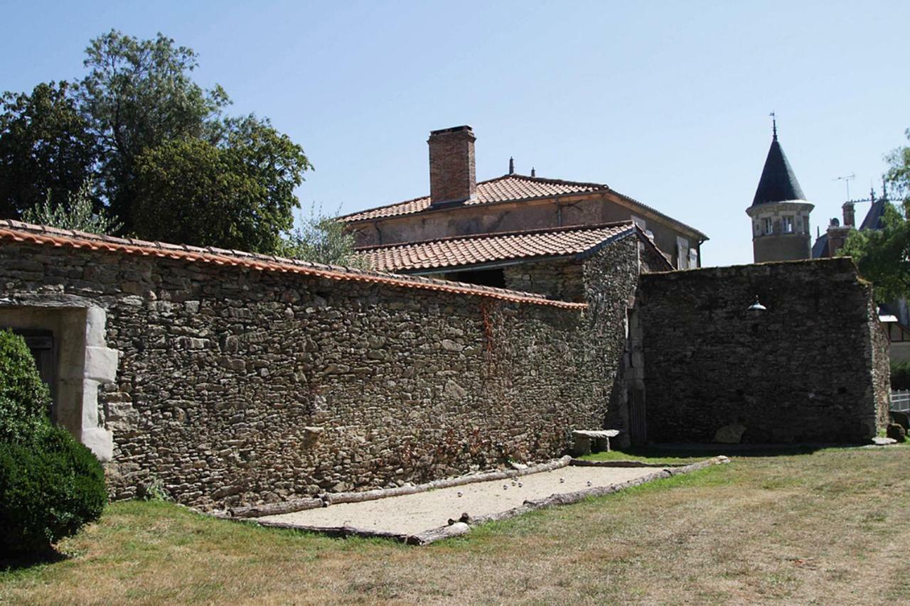 Chateau Breduriere Moutiers-sur-le-Lay Extérieur photo